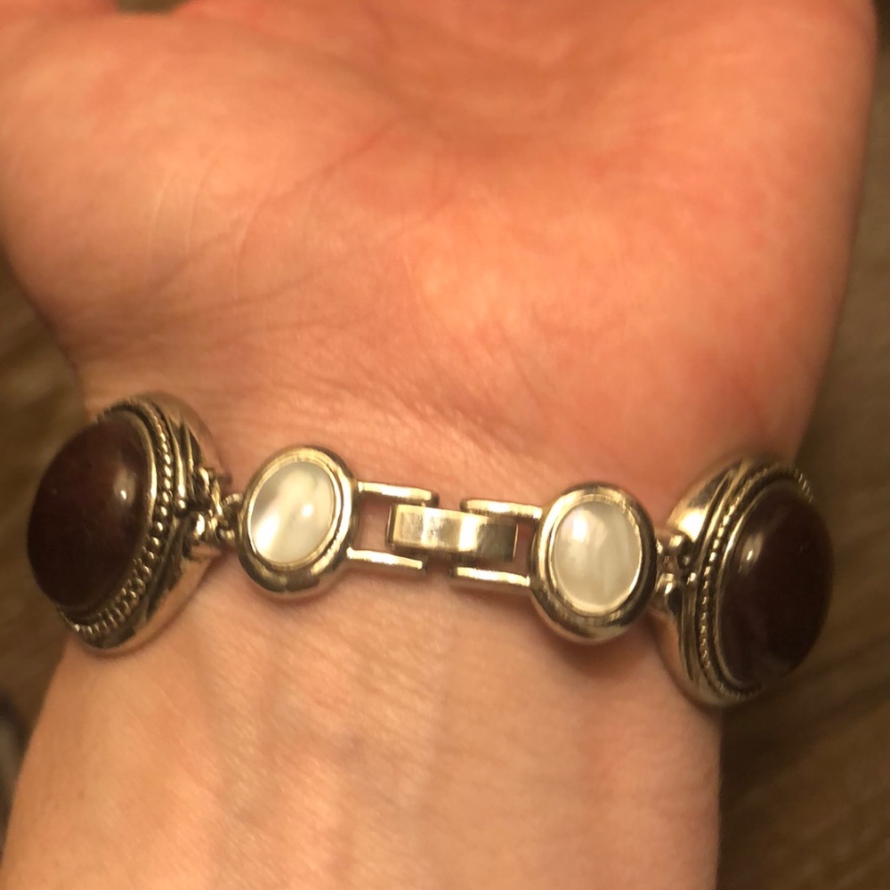 Lia Sophia Merlot & Pearl Bracelet - Picture 5 of 7